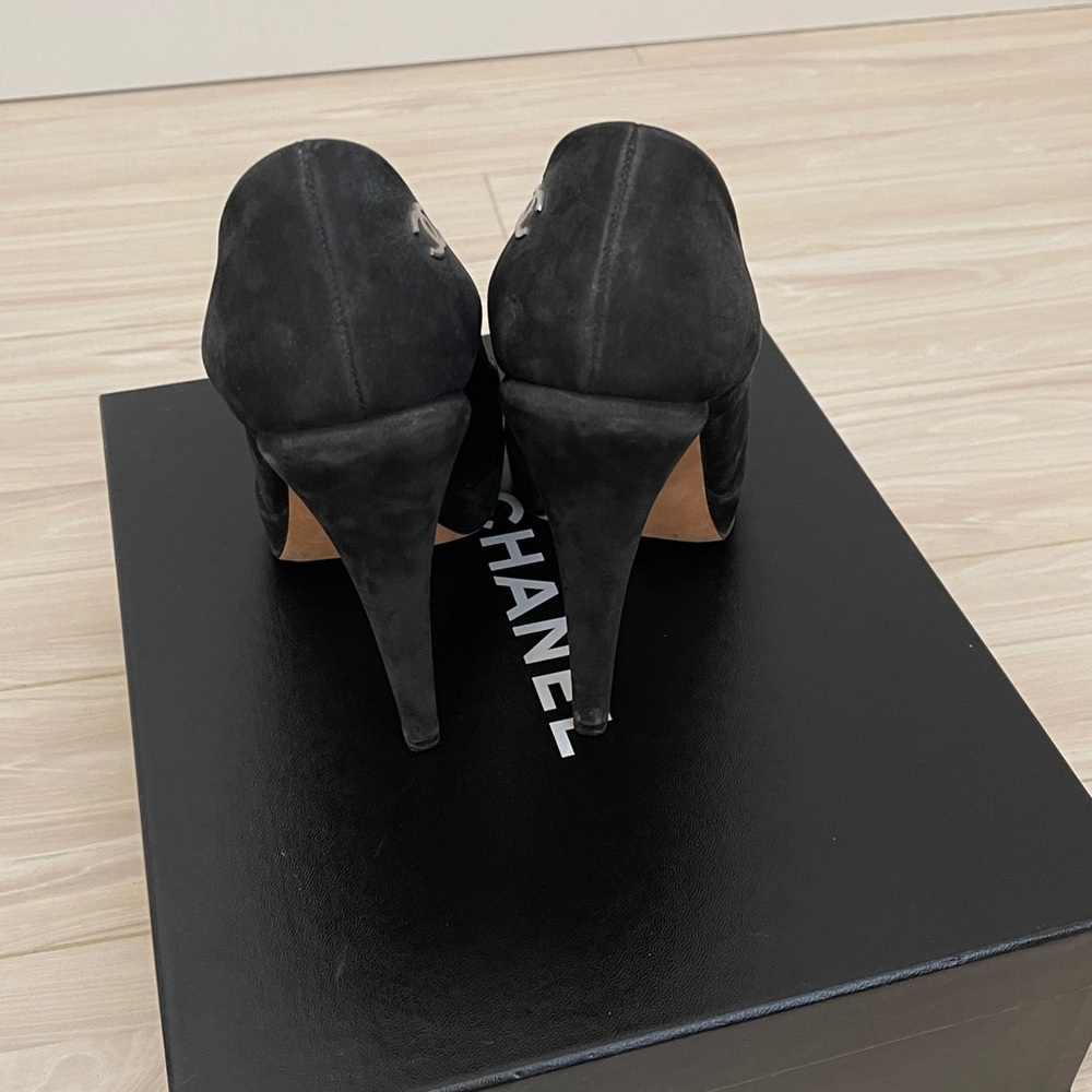 Chanel black heels 37.5 cc logo - Picture 7 of 9